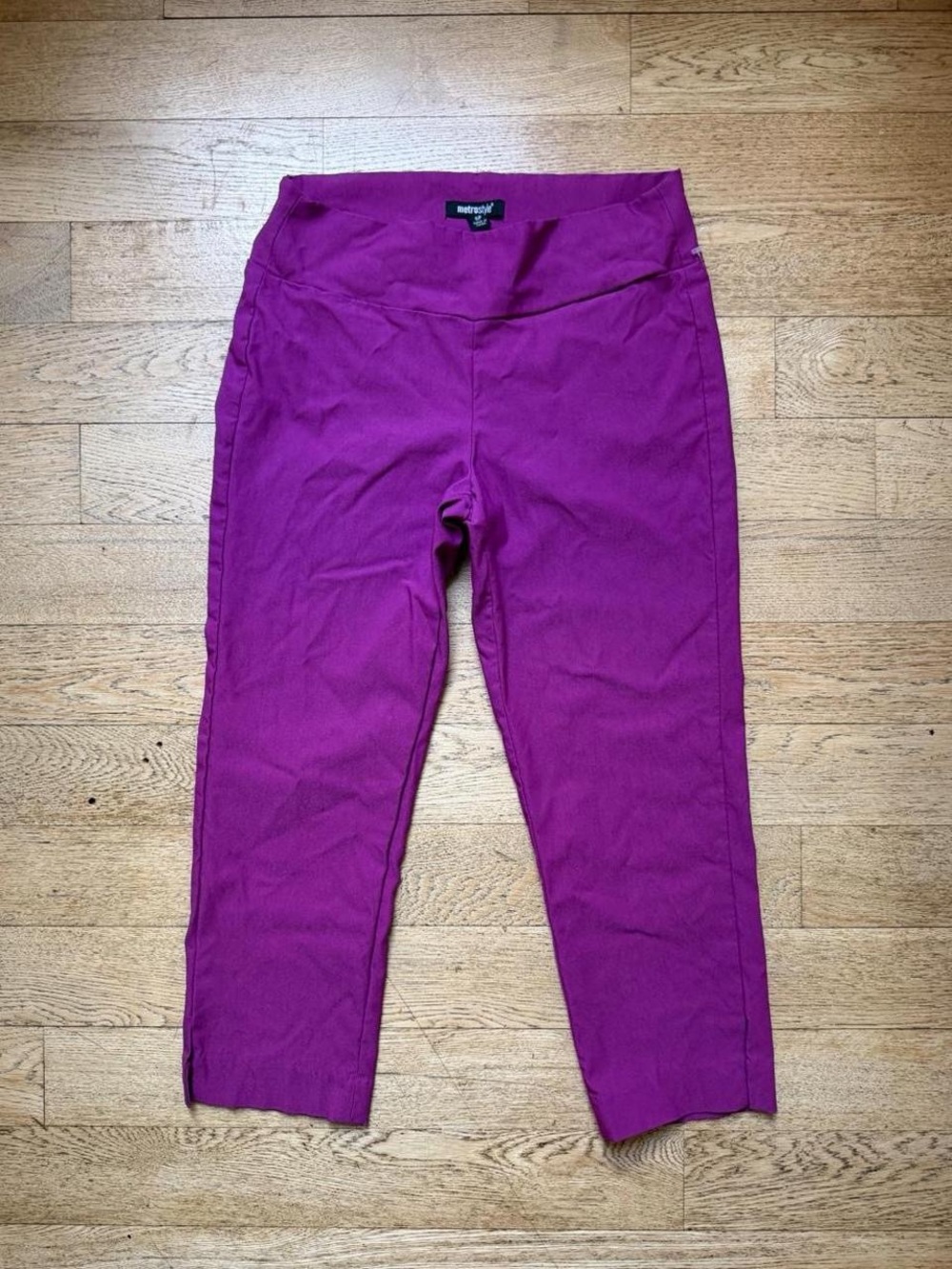 metrostyle Magenta Capri Pants